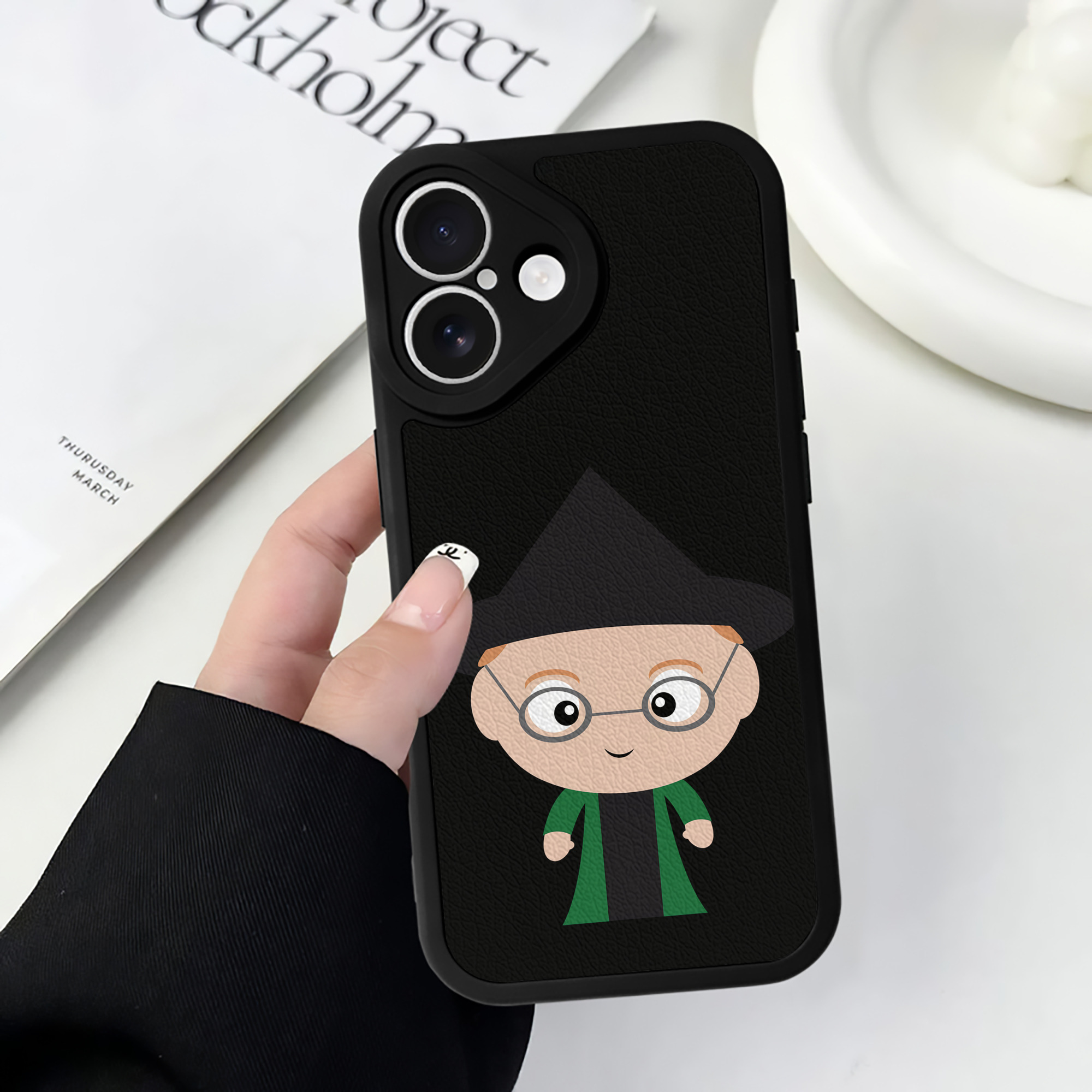 （画像用） Harry Potter ハリー・ポッターシリーズ 【iPhone 16シリーズ対応】シリコンスマホケース（レザー調） 材質：シリコン